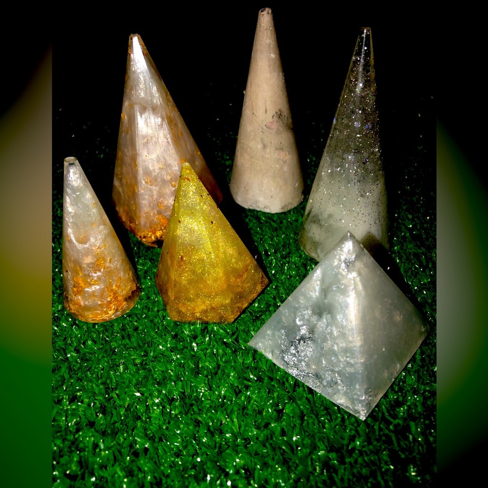 Handcrafted Resin Ring Cone
